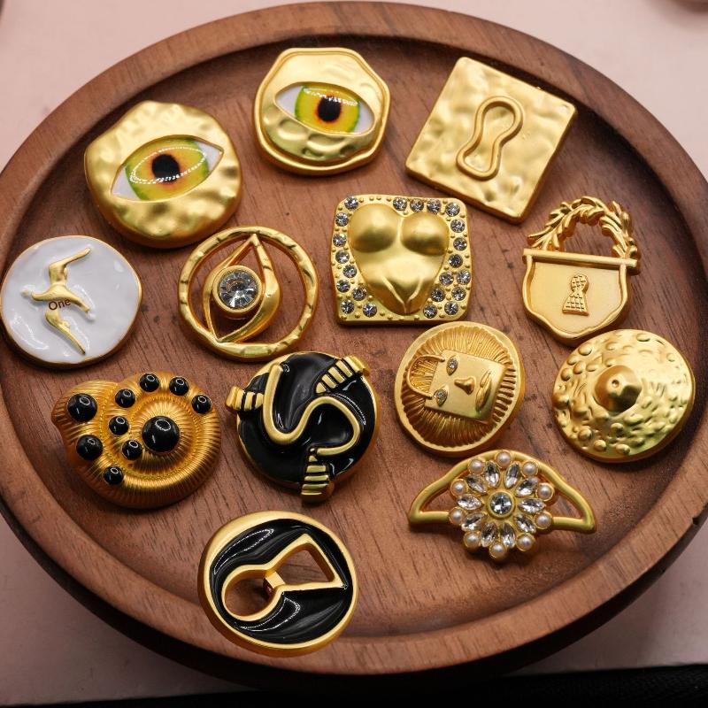 Vintage Metallknopf in Herzfor – Embellish Craft Bewertung und Preis